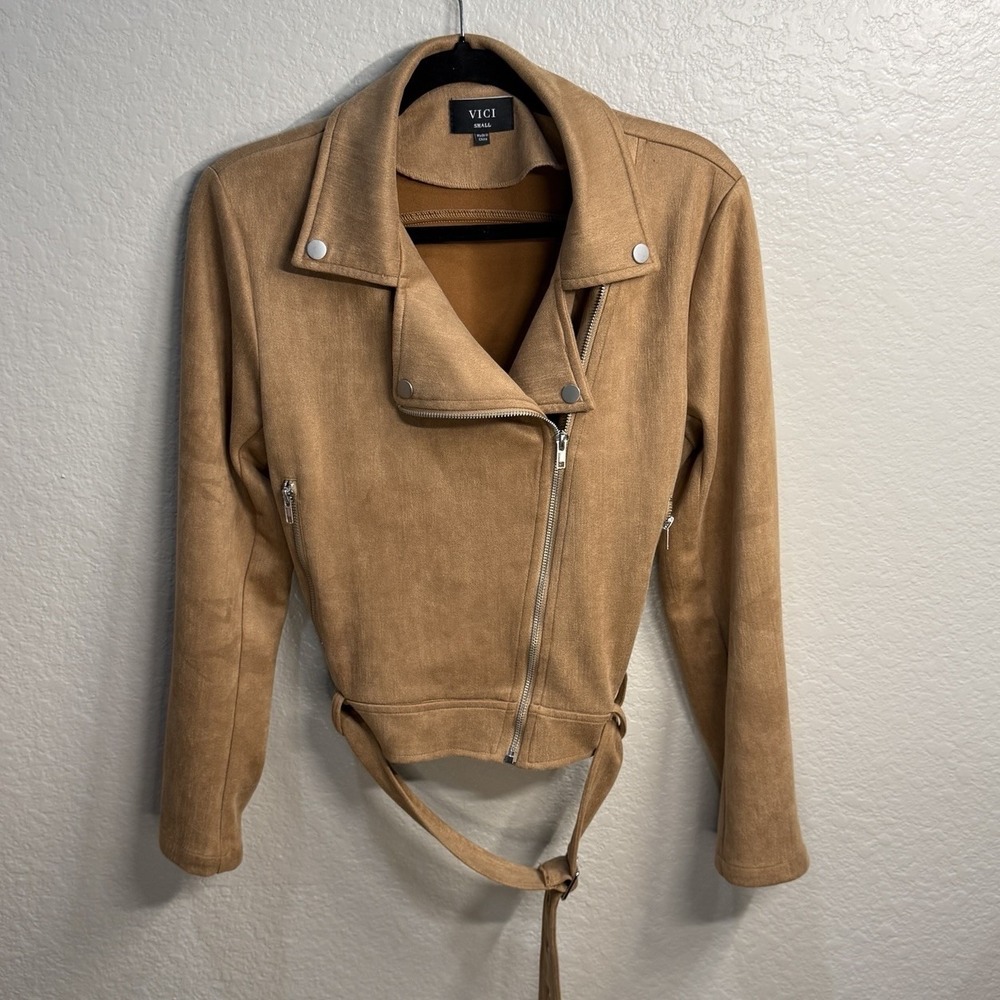 Vici‎ At The Fireside Cropped Faux Suede Moto Camel Jacket Zip Sz S Western Boho - Picture 2 of 10